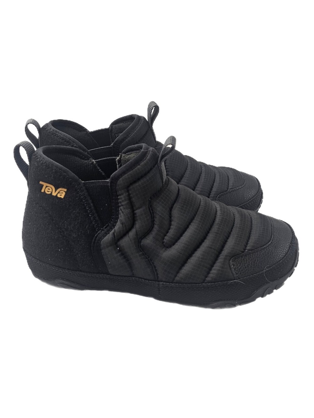 Teva ReEmber Terrain Mid Quilted Slipper Boots Black 6 Women's 4 Men's NWOB